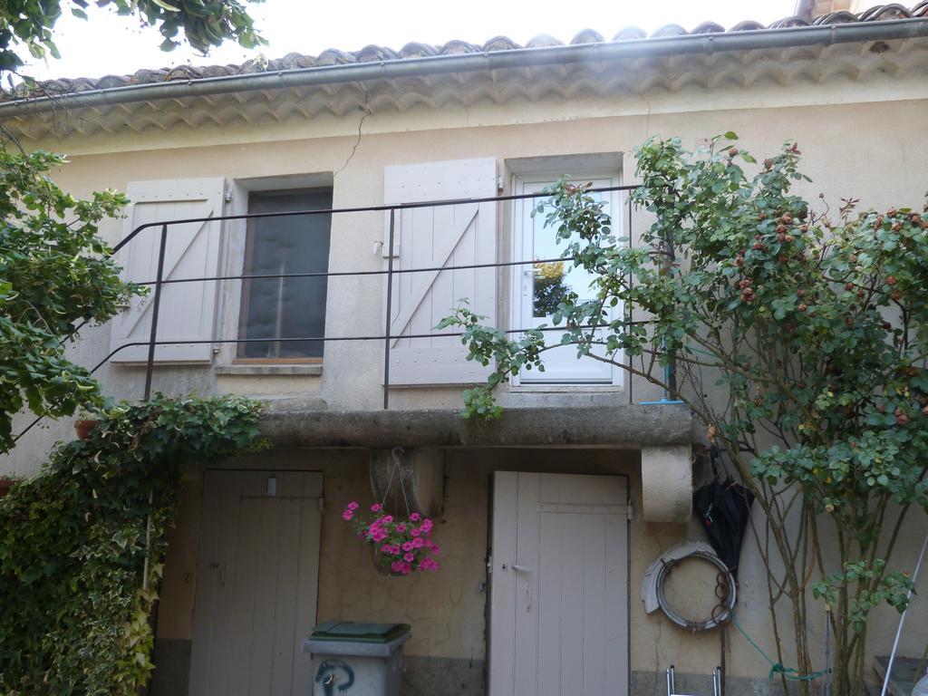 Petit Studio Le Pigeonnier A 5 Mn De Lourmarin Apartment Puyvert Bagian luar foto